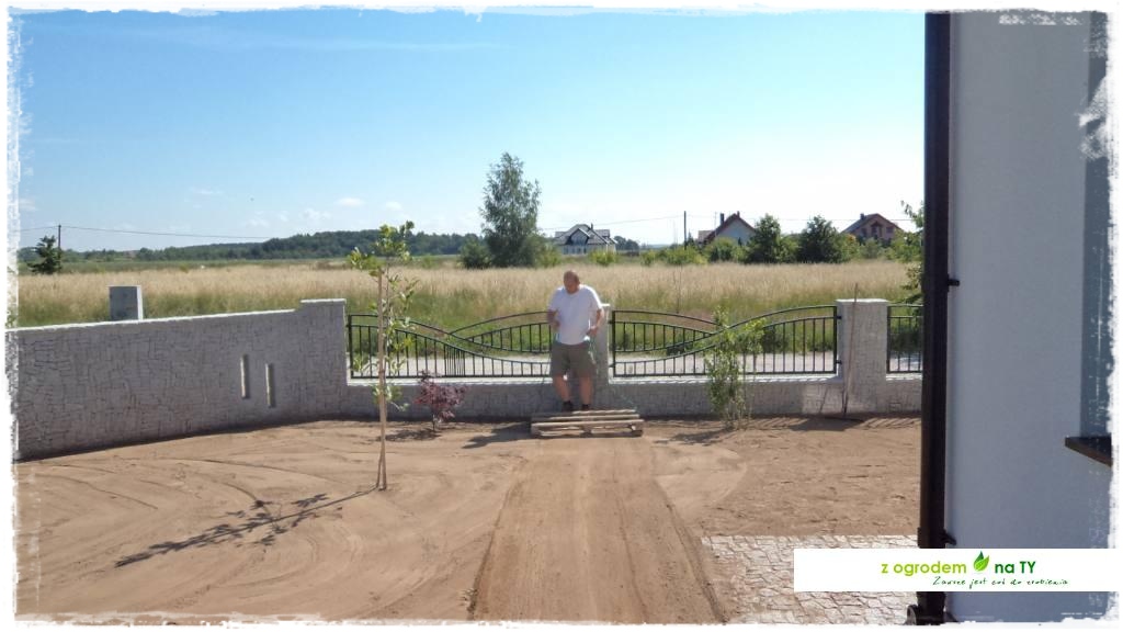 SIANIEzogrodemnaty22