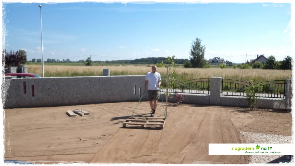 SIANIEzogrodemnaty23