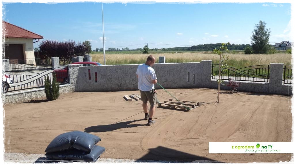 SIANIEzogrodemnaty24