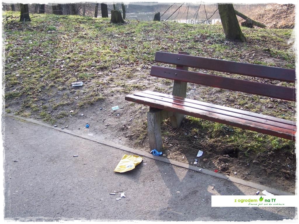 Polakodpoczywawparkuzogrodemnat14