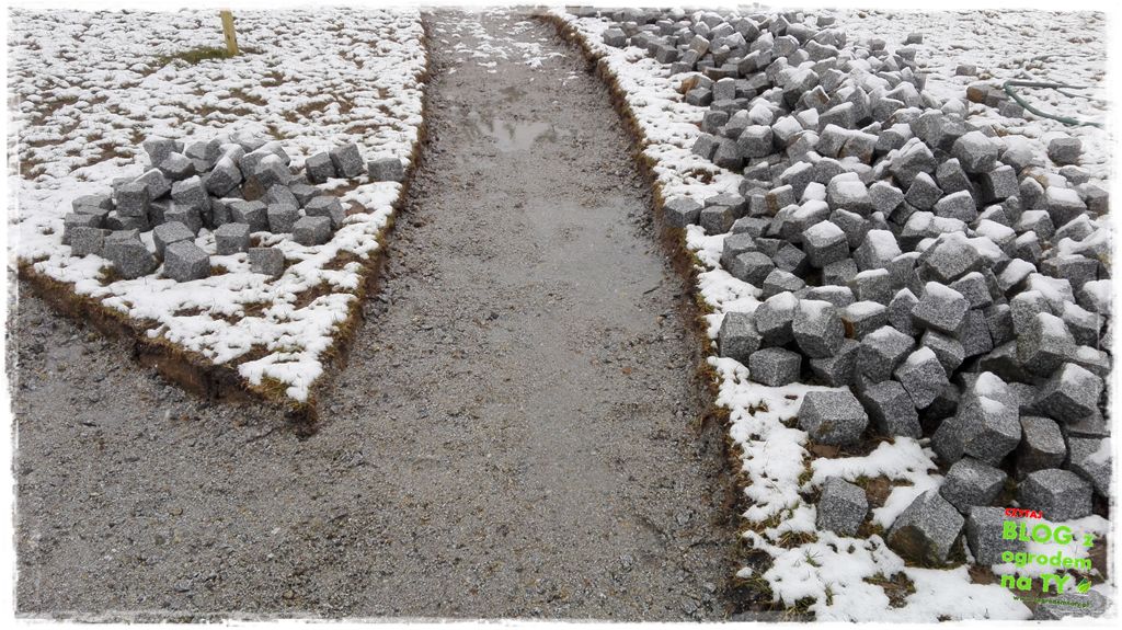 chodnik z kostki granitowej zogrodemnaty25