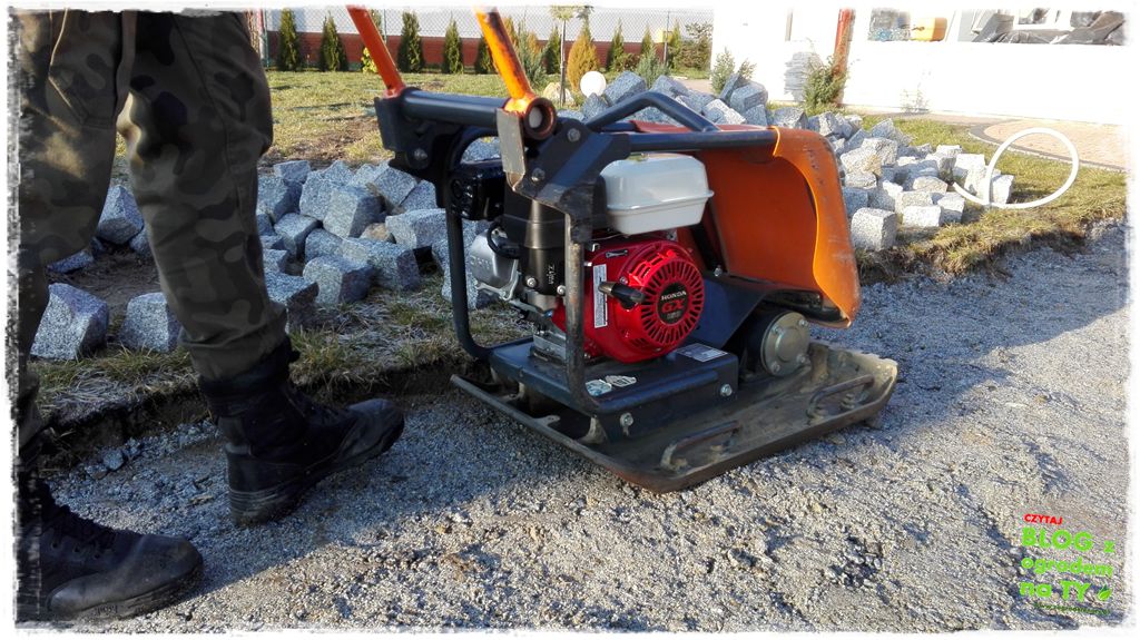 chodnik z kostki granitowej zogrodemnaty27