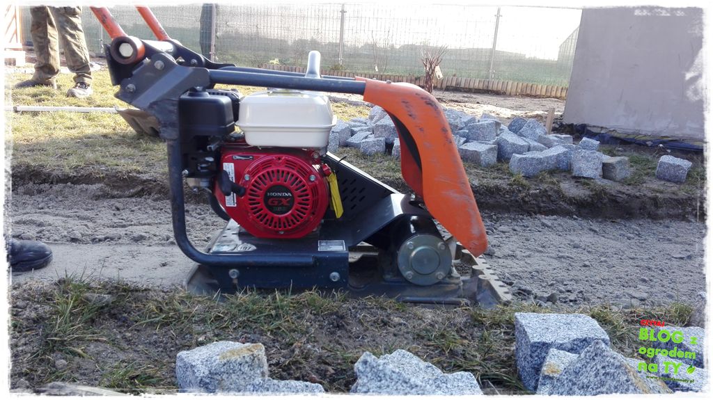 chodnik z kostki granitowej zogrodemnaty30