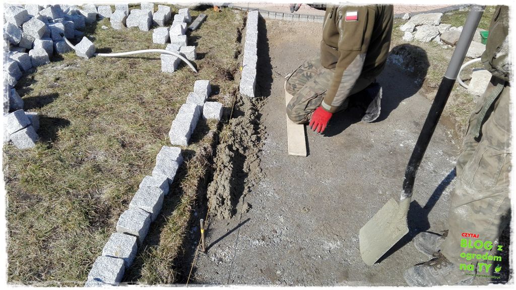 chodnik z kostki granitowej zogrodemnaty38