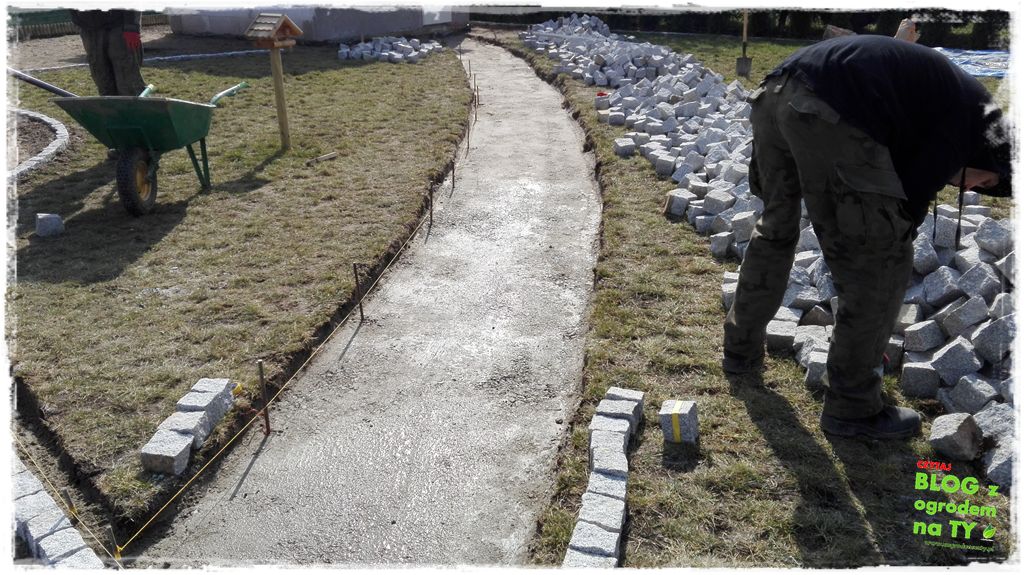 chodnik z kostki granitowej zogrodemnaty41