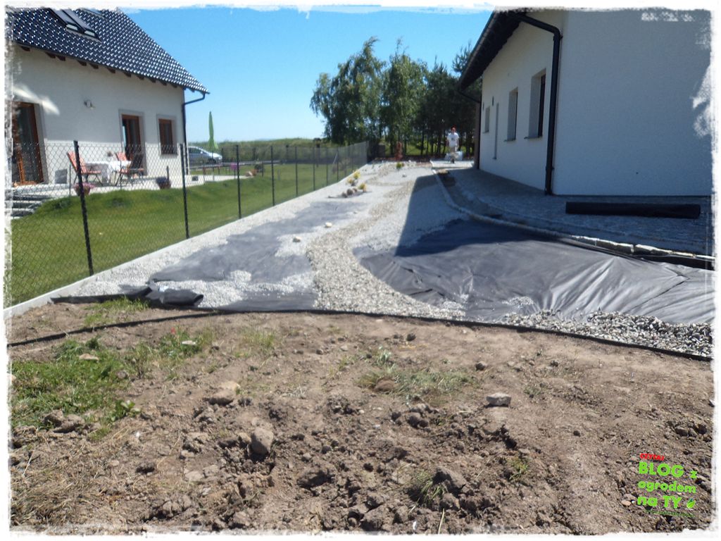 rabata kamienna z ogrodemnaty15