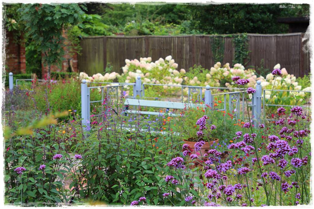 Ogród w stylu śródziemnomorskim 34a