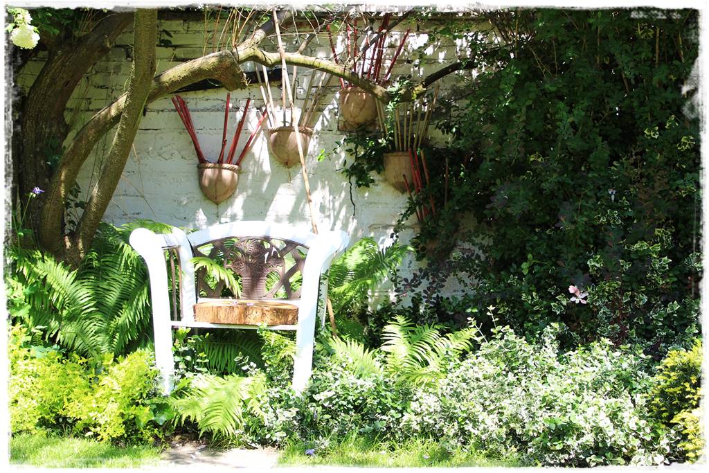 Aranżacja ściany w ogrodzie 2