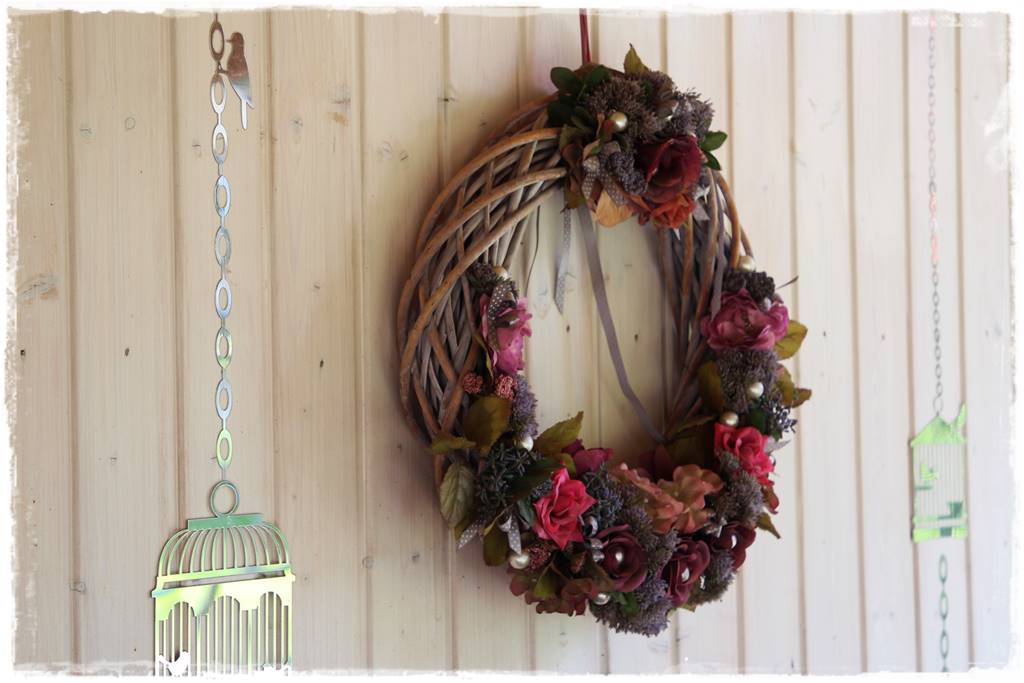 Aranżacja ściany w ogrodzie 80a