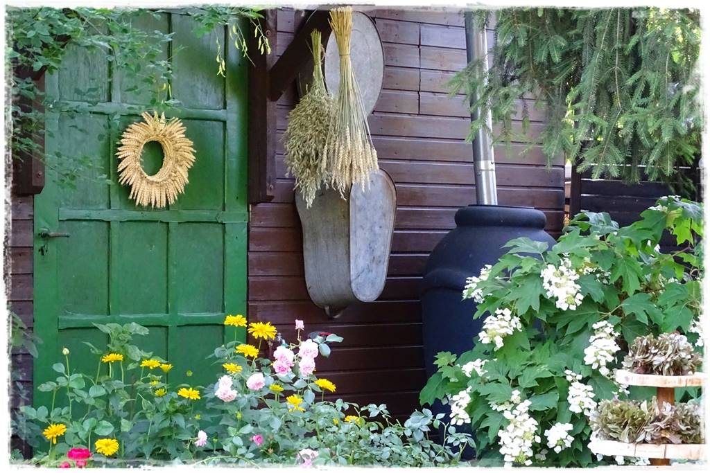 Aranżacja ściany w ogrodzie 80h