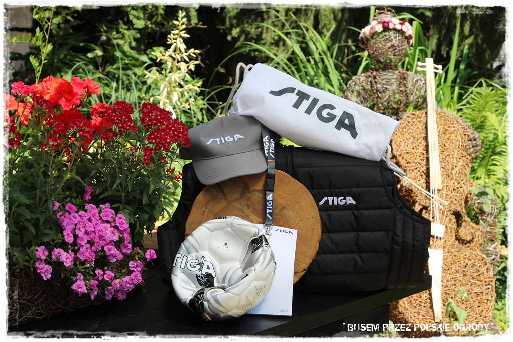 Aranżacje z wikliny pomysł na mały ogród 51