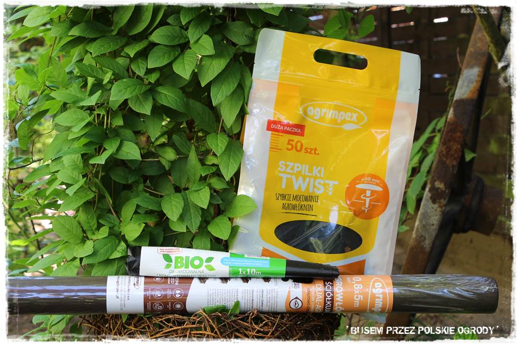 Aranżacje z wikliny pomysł na mały ogród 53