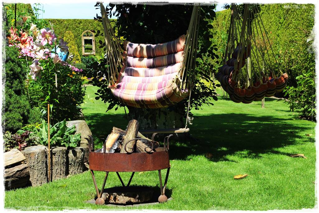 Huśtawka w ogrodzie aranżacje 5 Huśtawka w ogrodzie aranżacje 5