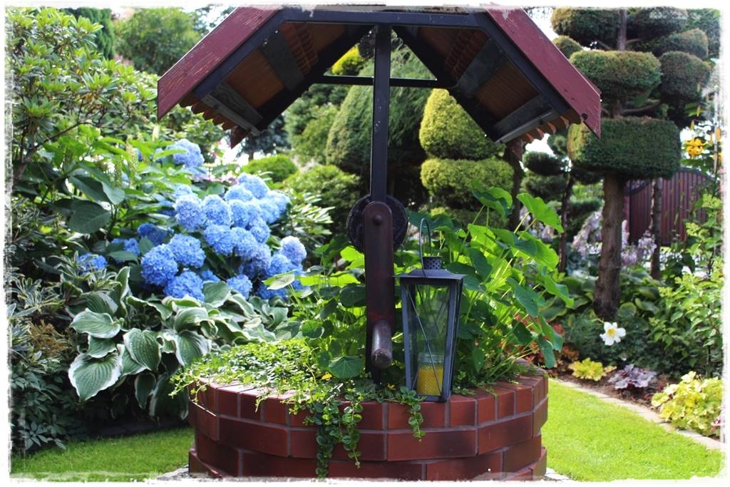 Studnia w ogrodzie aranżacje 2d
