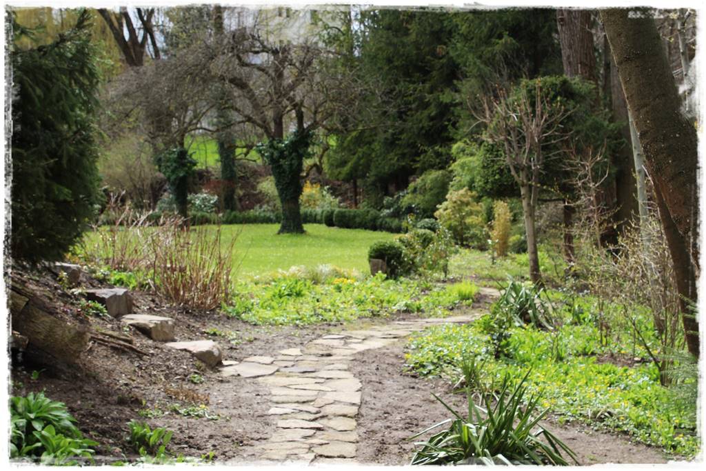 Pomysł na ścieżkę w ogrodzie 1000