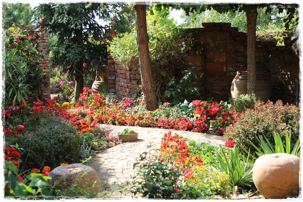 Pomysł na ścieżkę w ogrodzie 4h