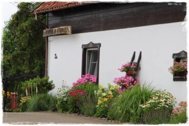 rabata przy ścianie 1