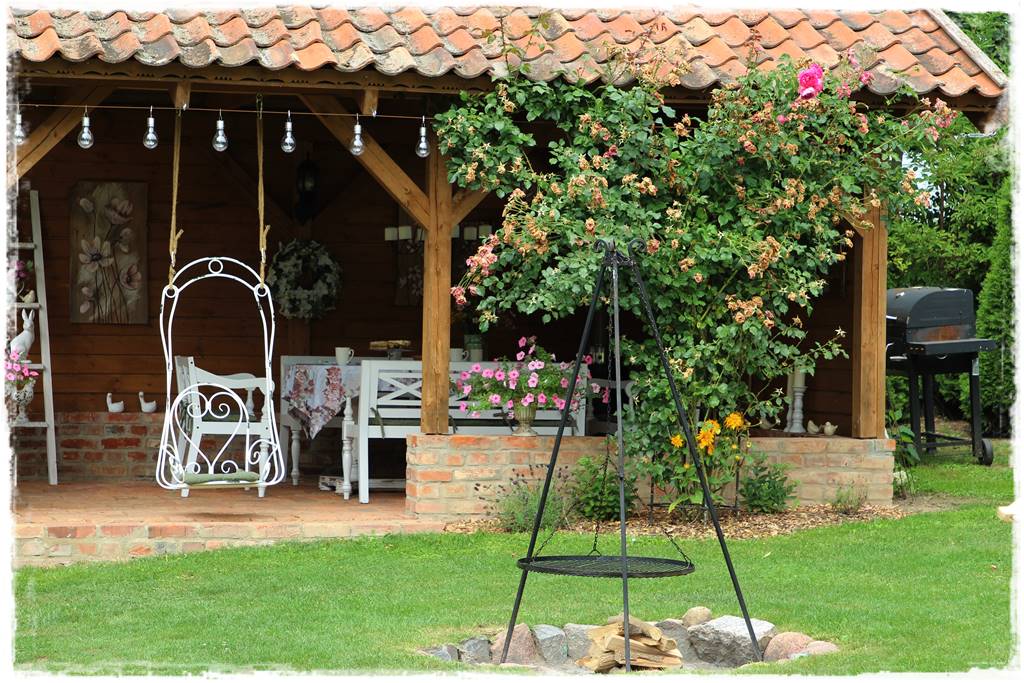 Aranżacja altan ogrodowych 17