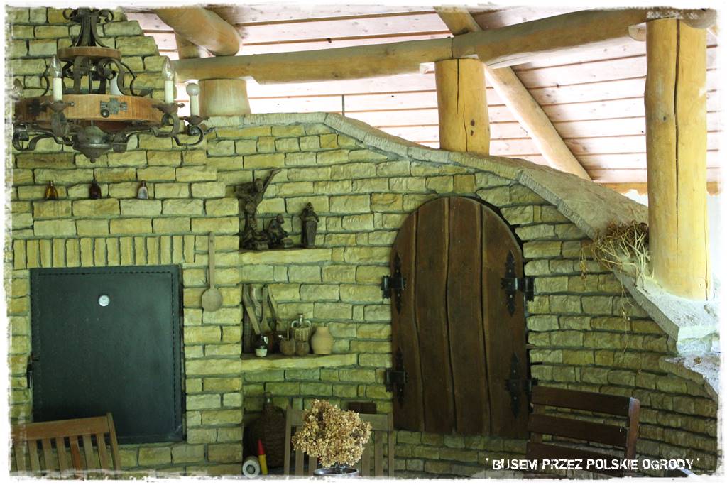 Kuchnia letnia w ogrodzie 26