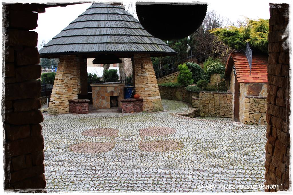 Kuchnia letnia w ogrodzie 8