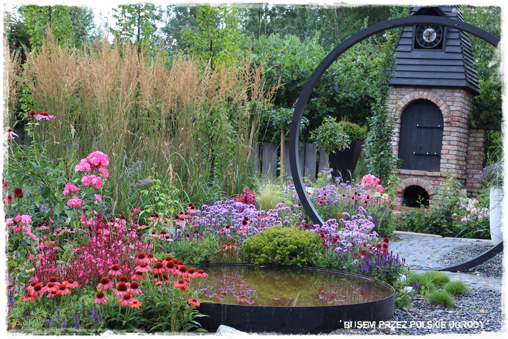 Kuchnia letnia w ogrodzie 82