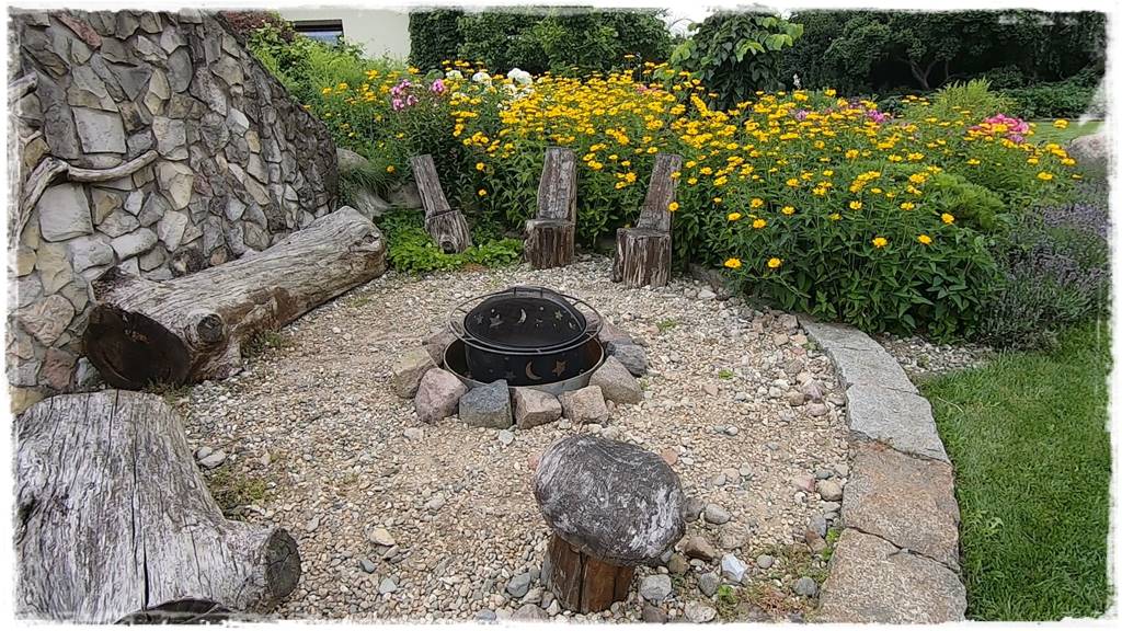 Ziemianka ogrodowa 111 Ziemianka ogrodowa 111