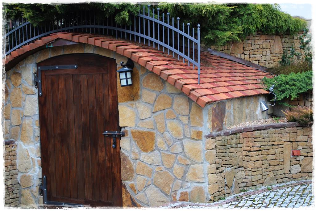 Ziemianka ogrodowa 302 Ziemianka ogrodowa 302