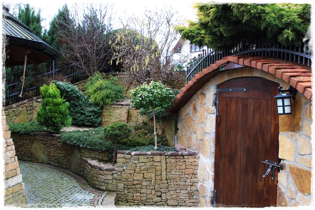 Ziemianka ogrodowa 304 Ziemianka ogrodowa 304