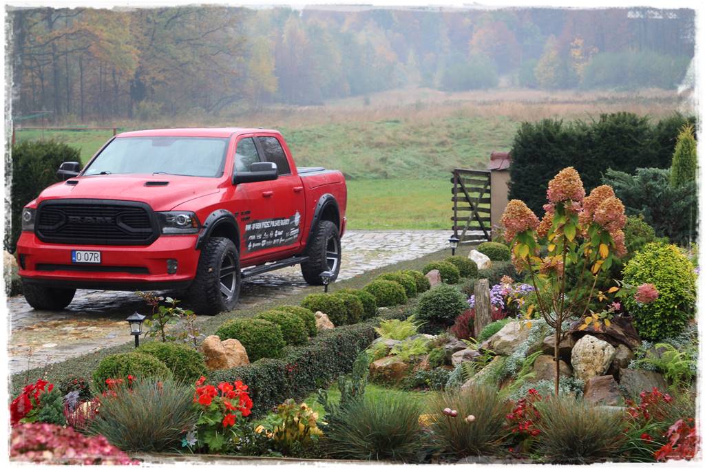 ogród przed domem na wsi 2 ogród przed domem na wsi 2