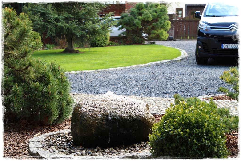 Fontanna w ogrodzie aranżacje 20c Fontanna w ogrodzie aranżacje 20c