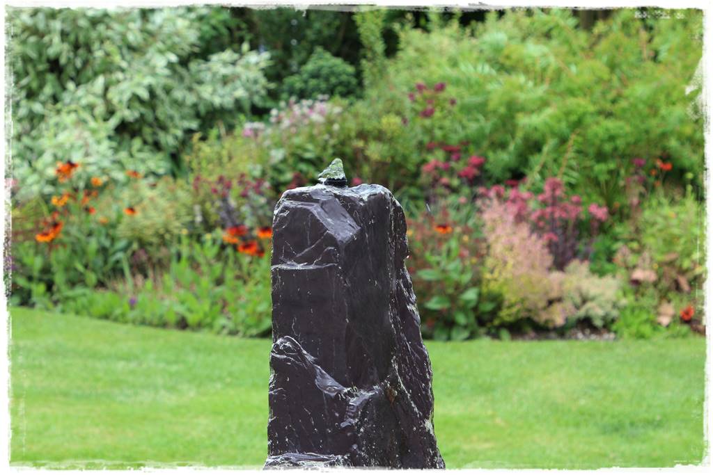 Fontanna w ogrodzie aranżacje 20d