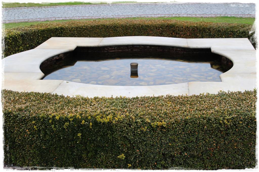 Fontanna w ogrodzie aranżacje 50b Fontanna w ogrodzie aranżacje 50b