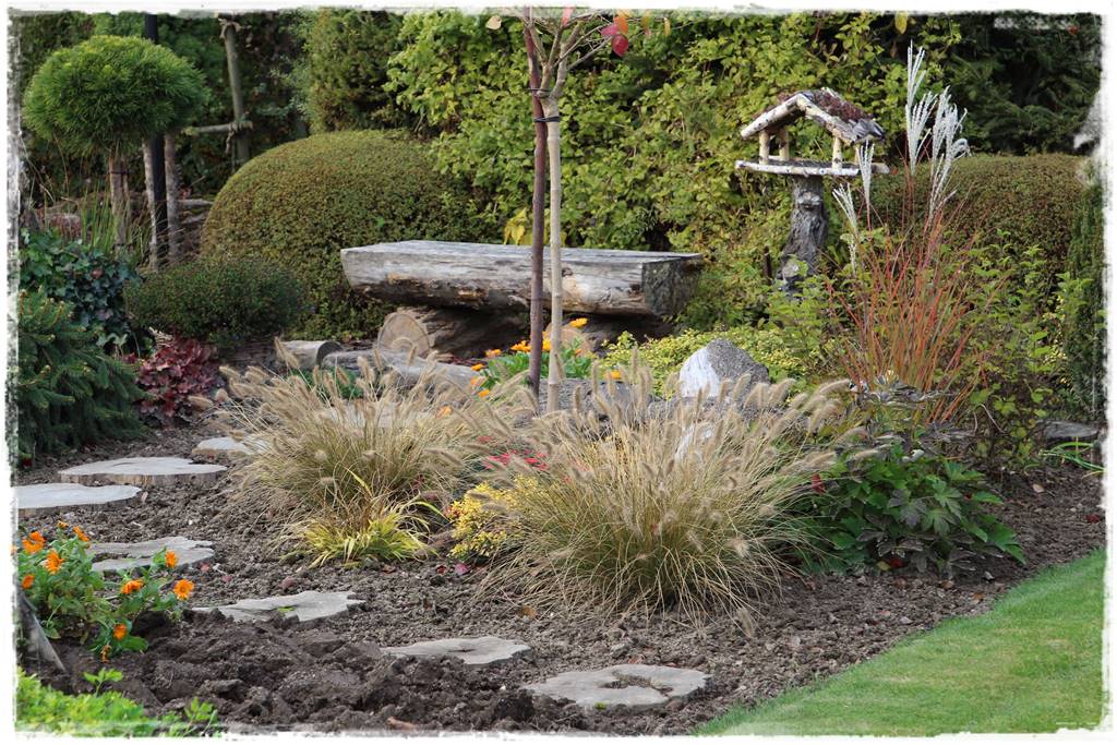 Karmnik w ogrodzie 60c Karmnik w ogrodzie 60c