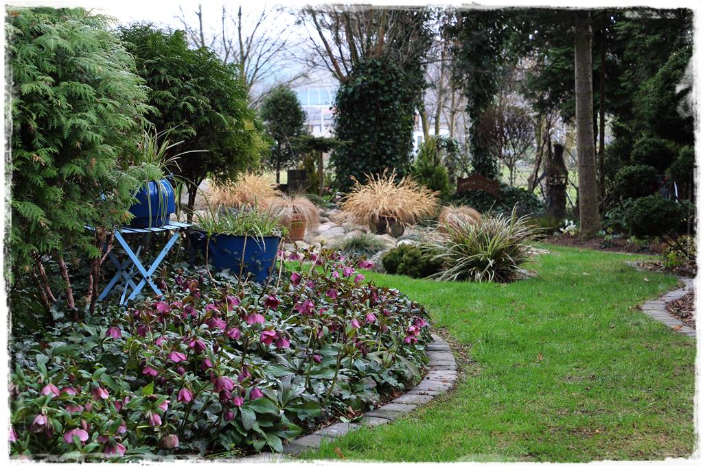 Ogród piękny zimą 70c