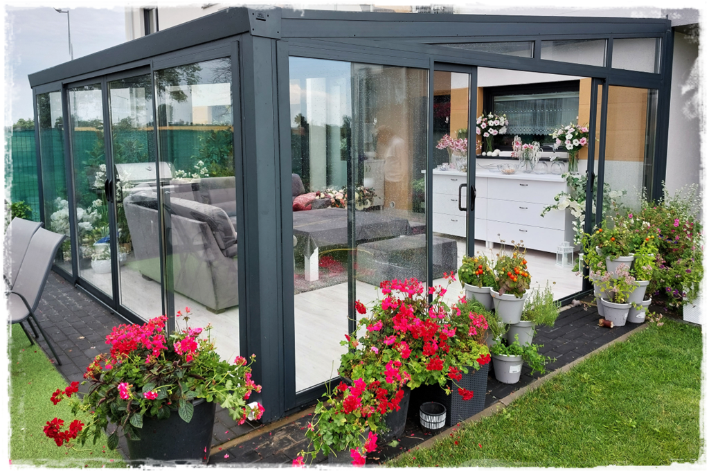 Zalety stałego zadaszenia tarasu 5d Zalety stałego zadaszenia tarasu 5d