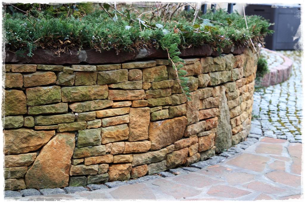 Obrzeża z kostki brukowej 8a