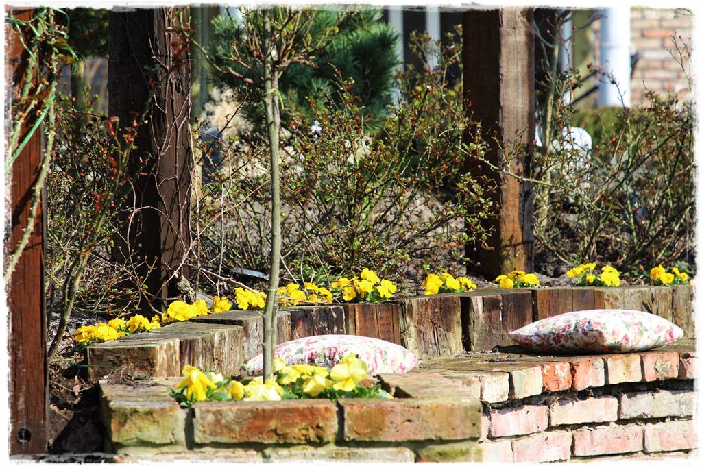 Wiosenne kwiaty aranżacje 1m