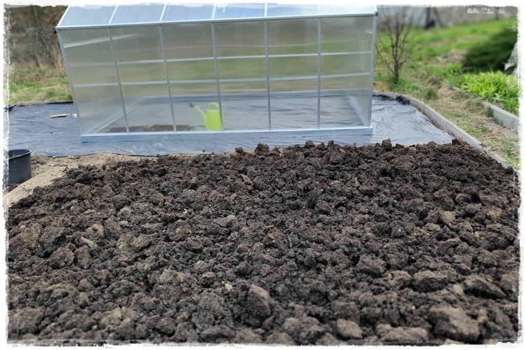 Włóknina ogrodowa 21