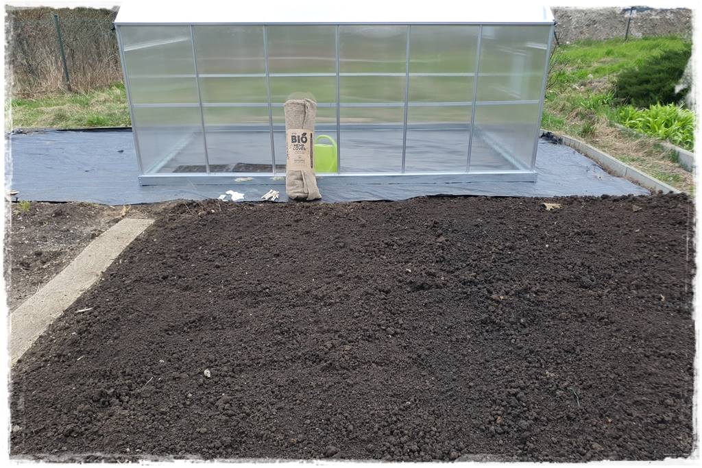 Włóknina ogrodowa 22