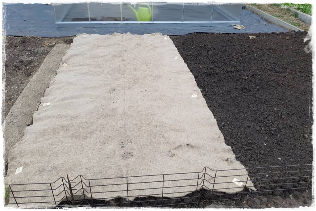 Włóknina ogrodowa 24