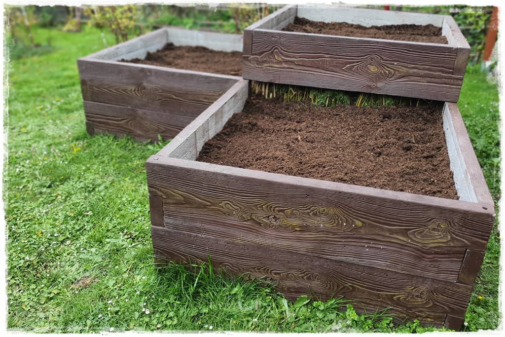 Czym wypełnić podwyższone grządki 14c Czym wypełnić podwyższone grządki 14c