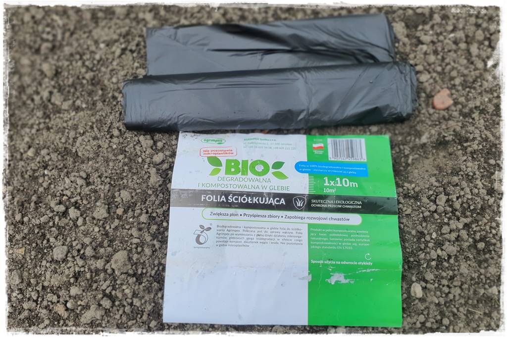 Biowłóknina ściółkująca 21