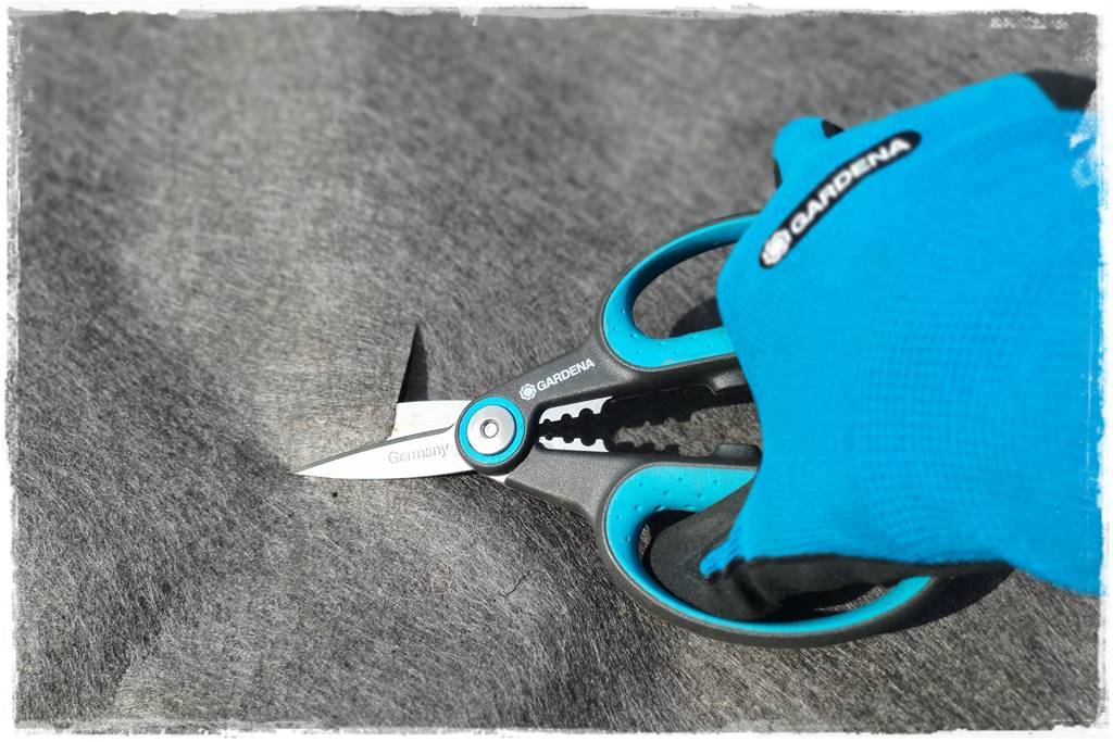 Biowłóknina ściółkująca 8