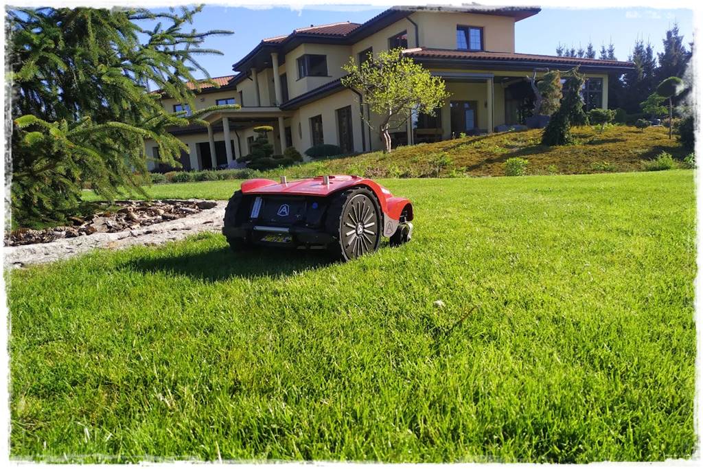 Jaki robot koszący do 1000m2 0a