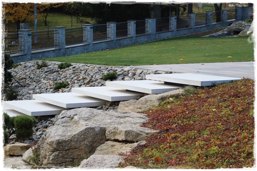 Lewitujące schody 200 Lewitujące schody 200