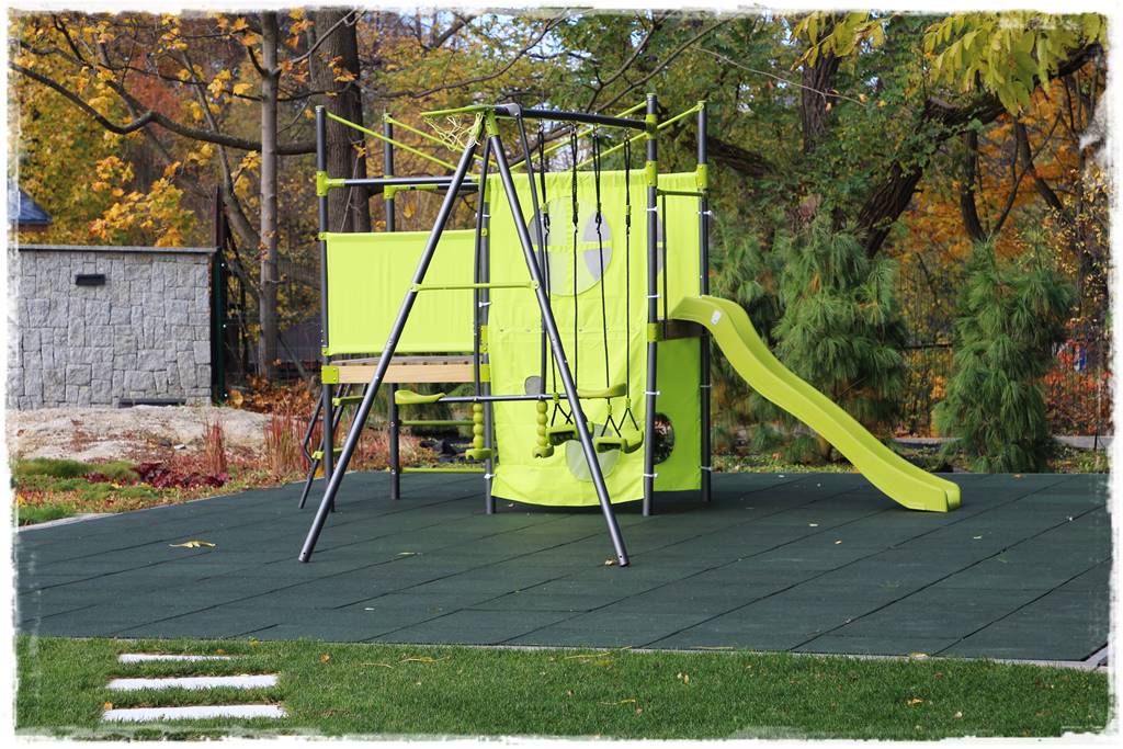 Lewitujące schody 303 Lewitujące schody 303