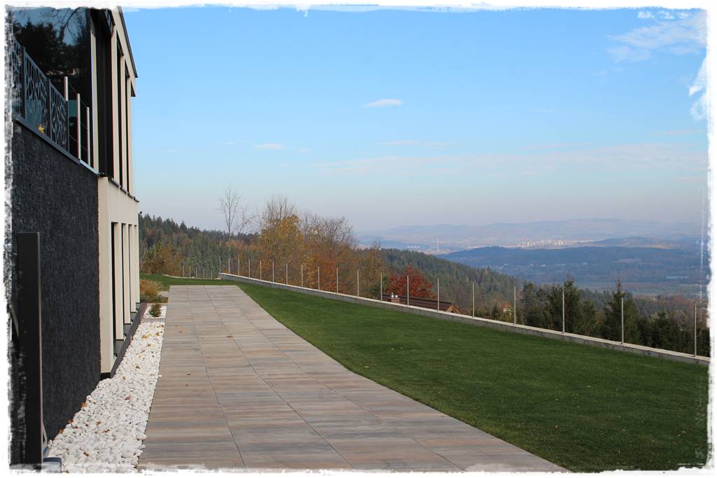 Lewitujące schody 324 Lewitujące schody 324