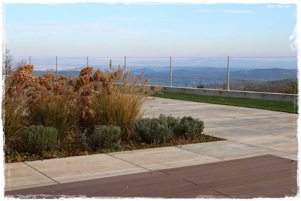 Lewitujące schody 328 Lewitujące schody 328