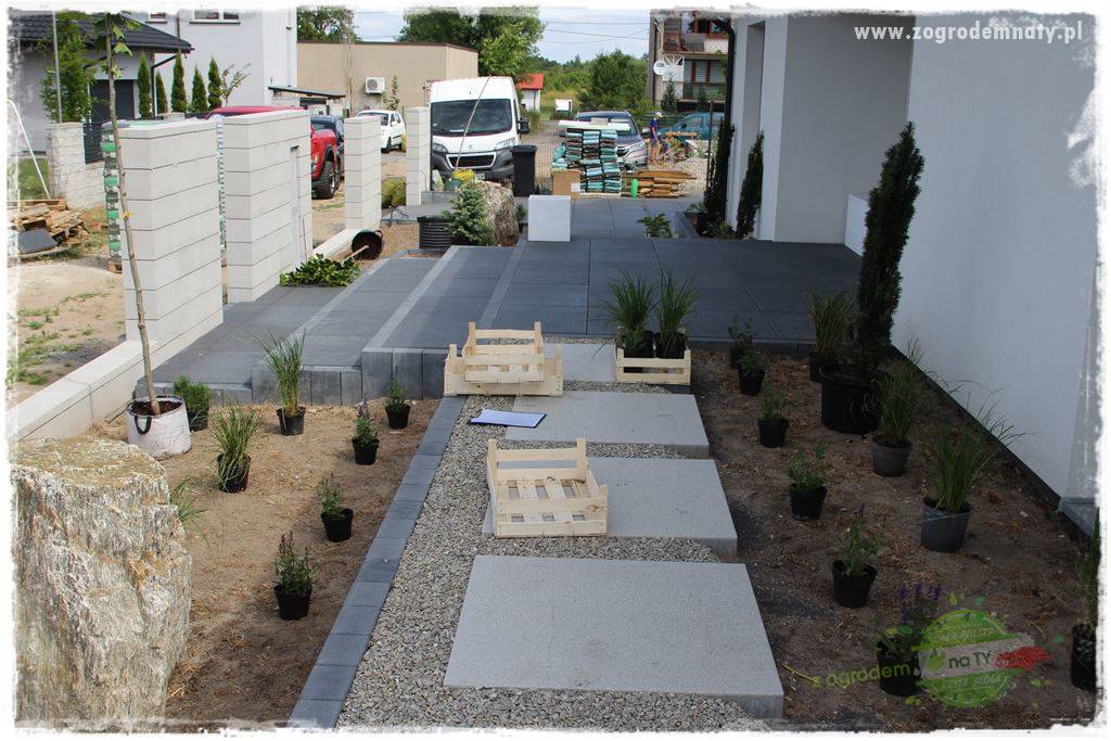 Jak ściółkować korą kamienną 30 Jak ściółkować korą kamienną 30