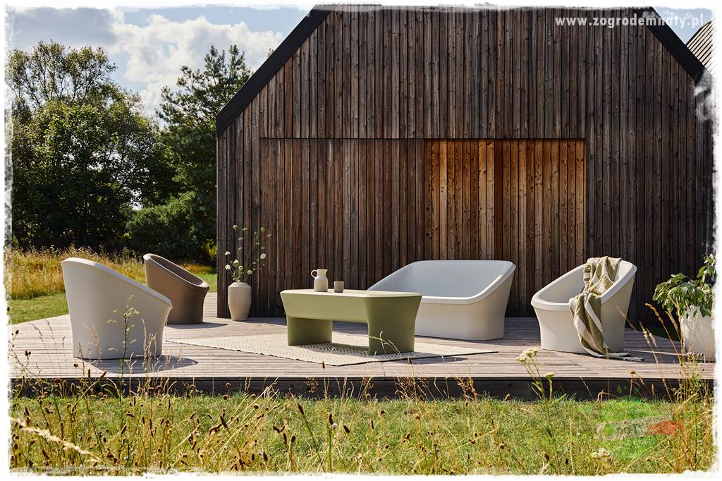 Plastikowe meble ogrodowe 3
